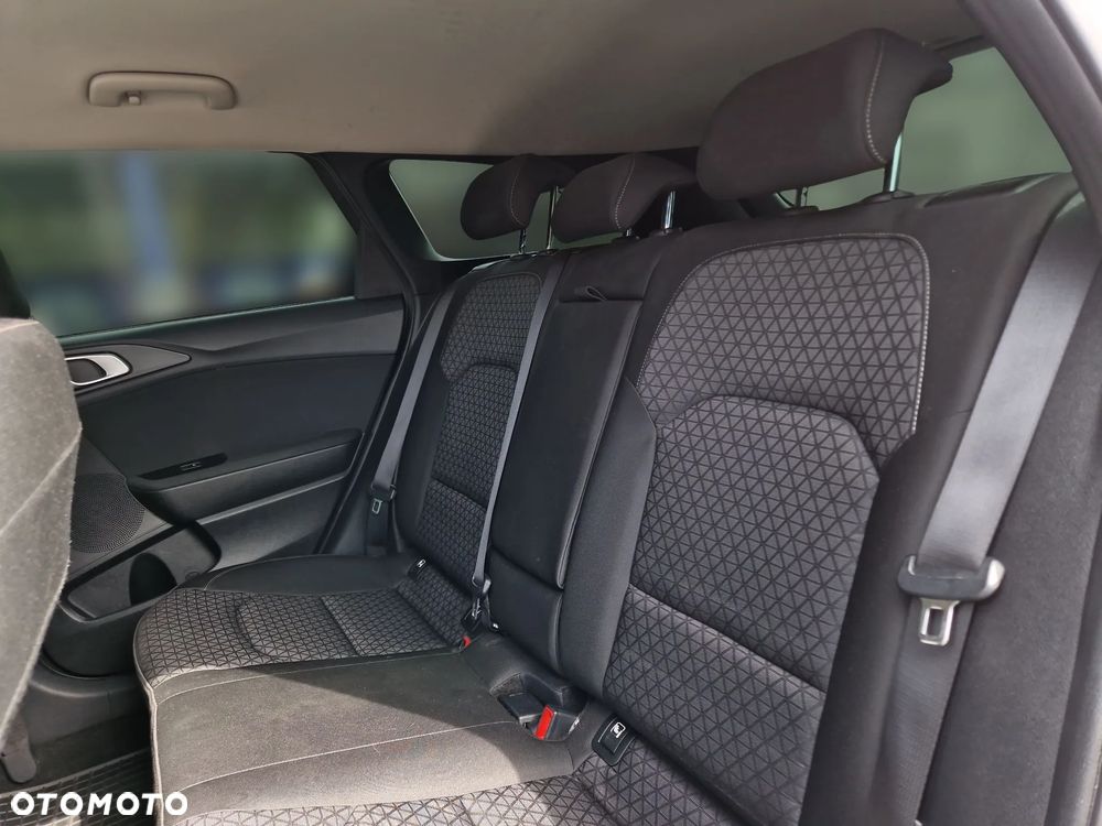 Kia Ceed 1.5 T-GDI M DCT - 27