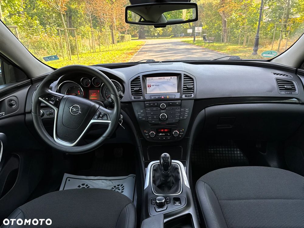 Opel Insignia - 18