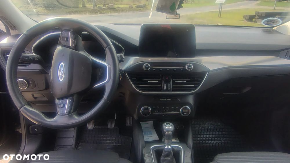 Ford Focus 2.0 EcoBlue Titanium Business - 25