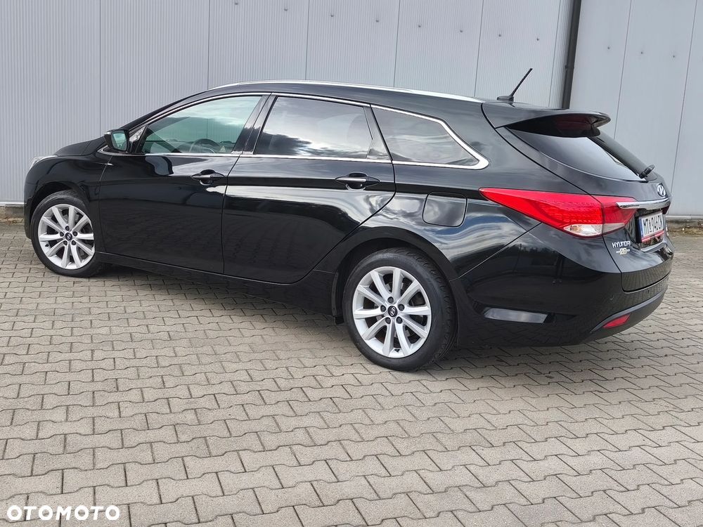 Hyundai i40 1.7 CRDi Comfort + - 17