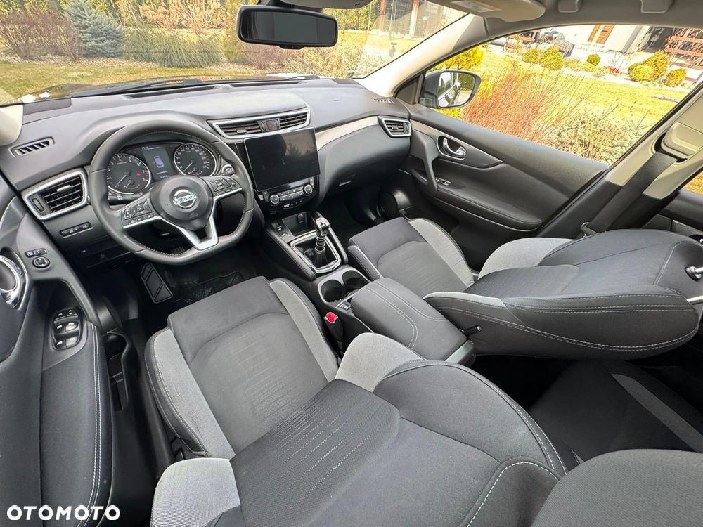 Nissan Qashqai 1.2 DIG-T N-Vision - 15