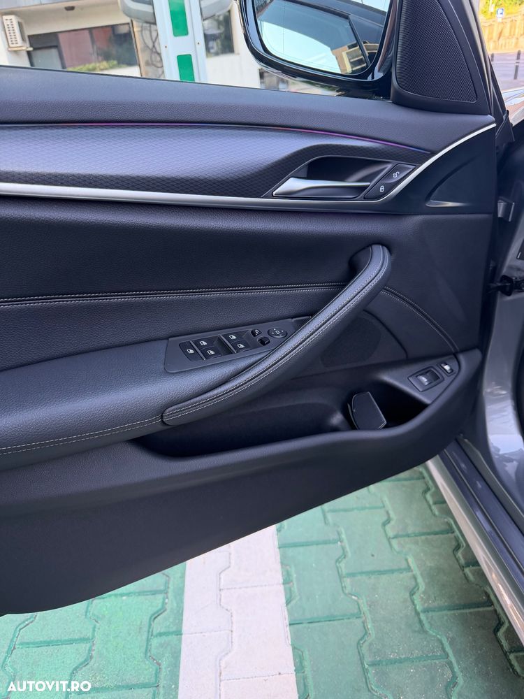 BMW 5 Series 2022 — imagine 13