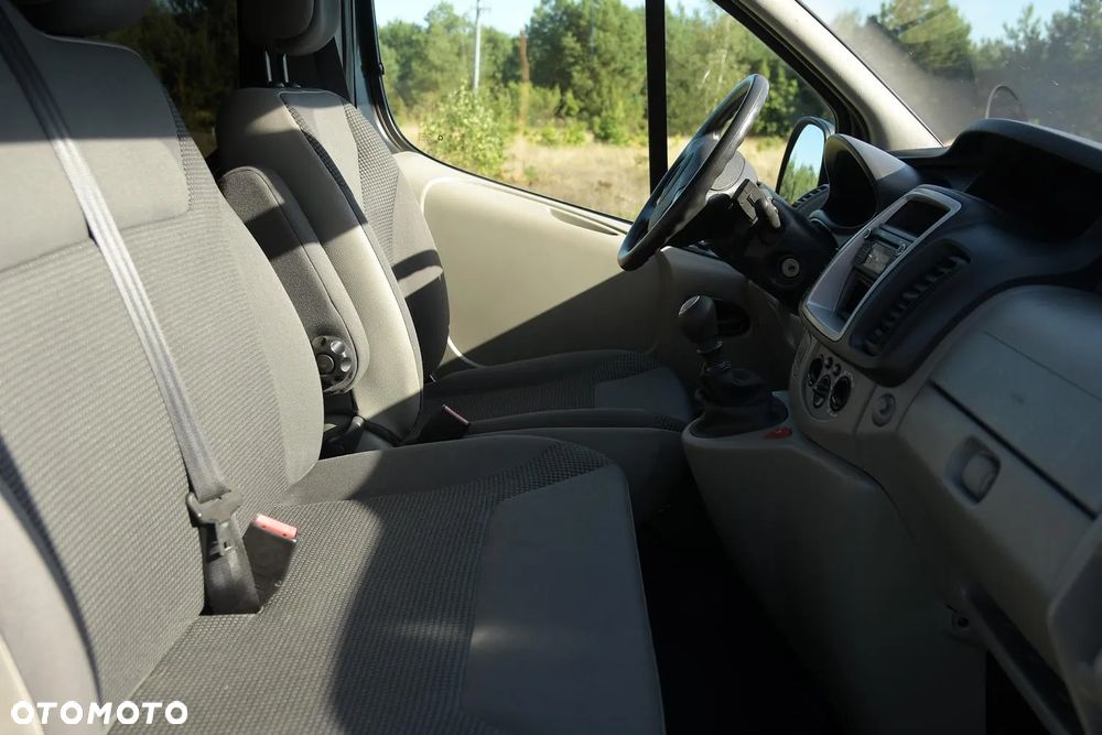 Opel Vivaro - 20