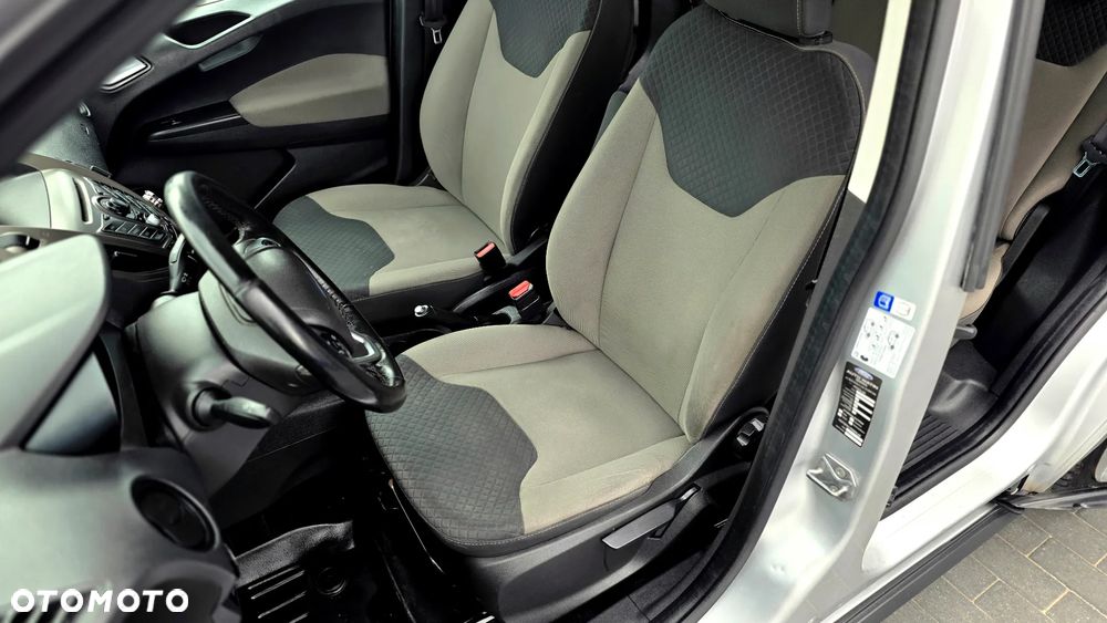 Ford Tourneo Courier 1.5 TDCi Titanium - 6