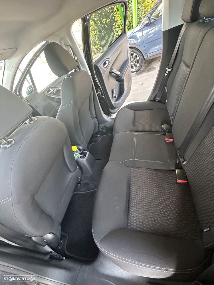 Peugeot 208 1.4 HDi SE Style - 8