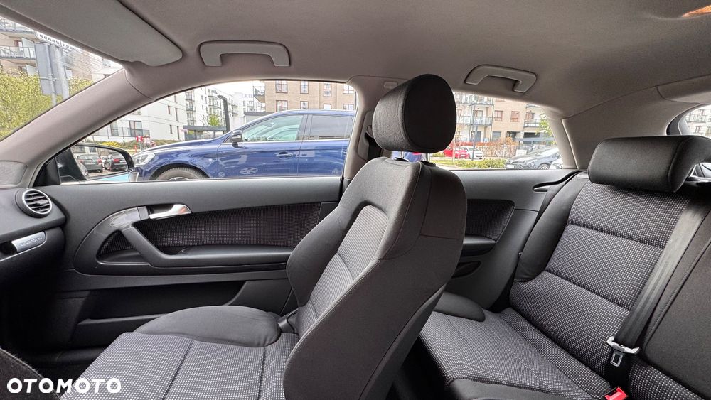 Audi A3 3-drzwiowe 2.0 TFSI quattro Ambition - 6