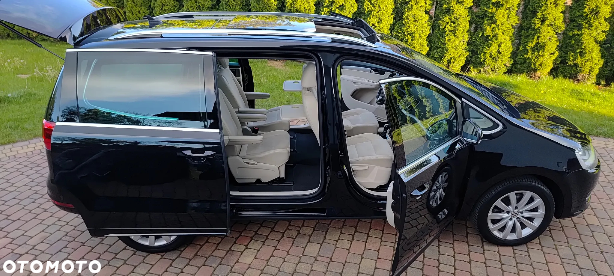 Volkswagen Sharan 2.0 TDI Highline DSG - 2