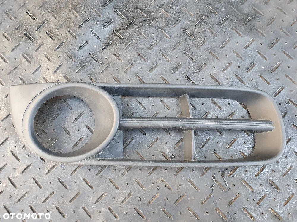 SKODA ROOMSTER KRATKA ATRAPA ZDERZAKA PRAWY PRZÓD 5J0853666 - 1