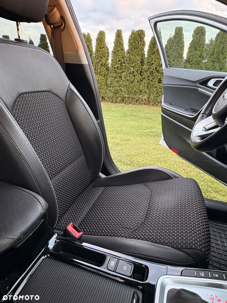 Kia XCeed 1.5 T-GDI L DCT - 16