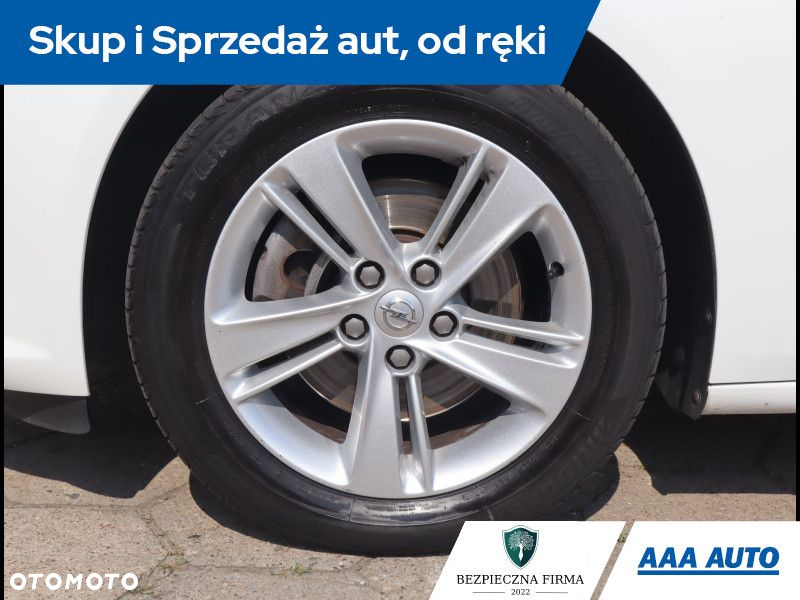 Opel Insignia - 14