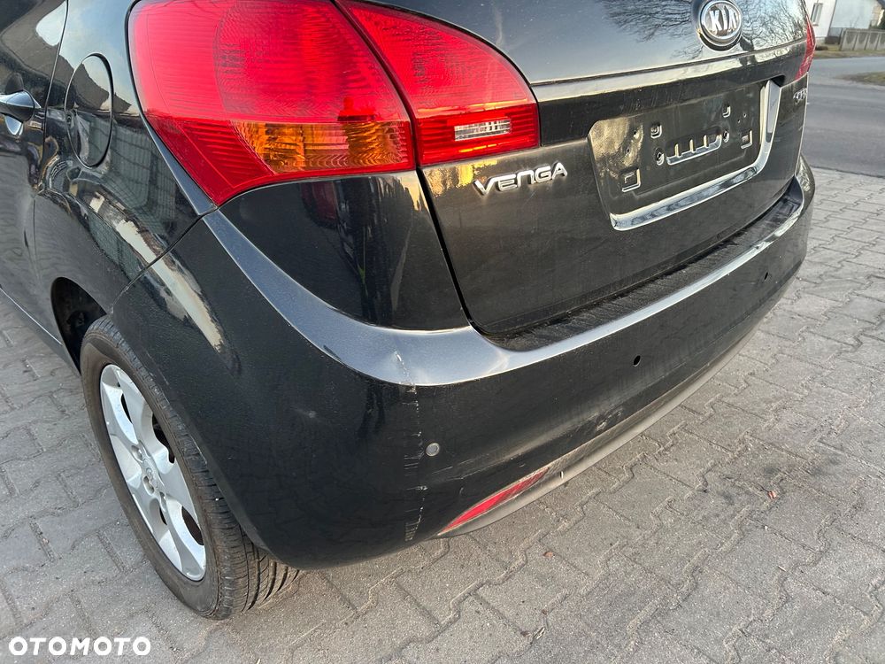 Kia Venga - 19