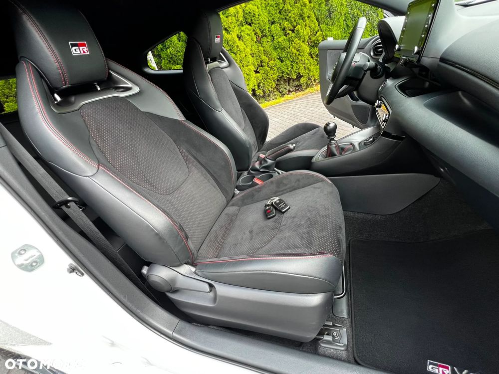 Toyota GR Yaris 1.6 Dynamic - 21