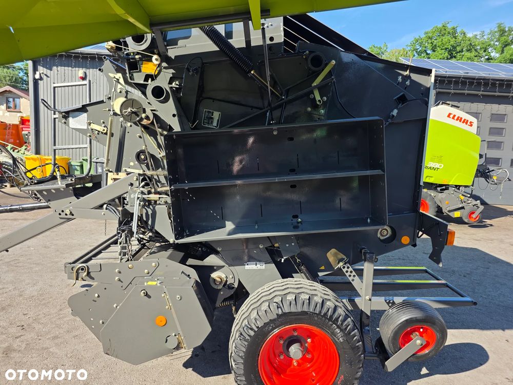 Claas Variant 350 - 6