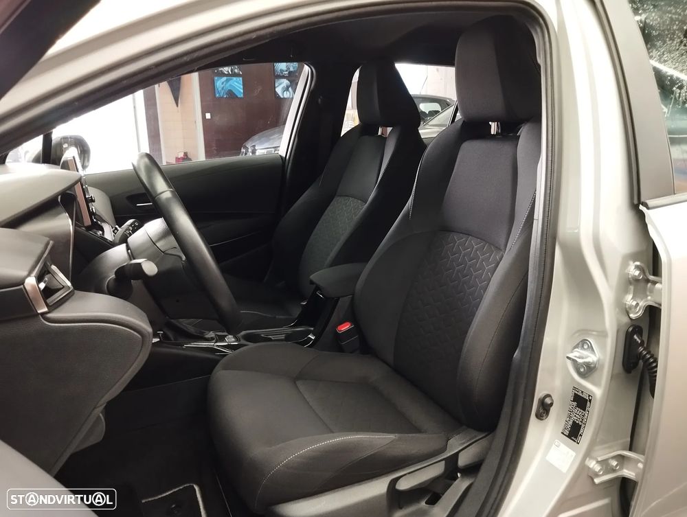 Toyota Corolla Touring Sports 1.8 Hybrid Comfort - 23