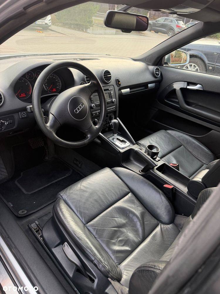 Audi A3 3-drzwiowe 3.2 Quattro Ambition DSG - 8