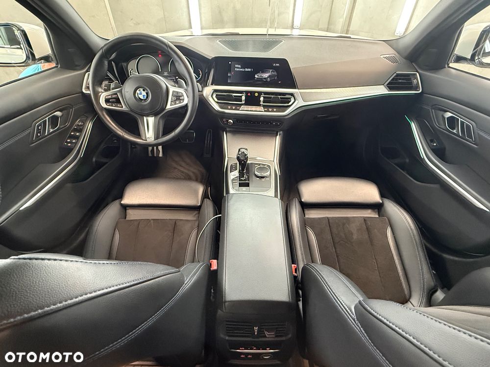 BMW Seria 3 330i xDrive M Sport sport - 8