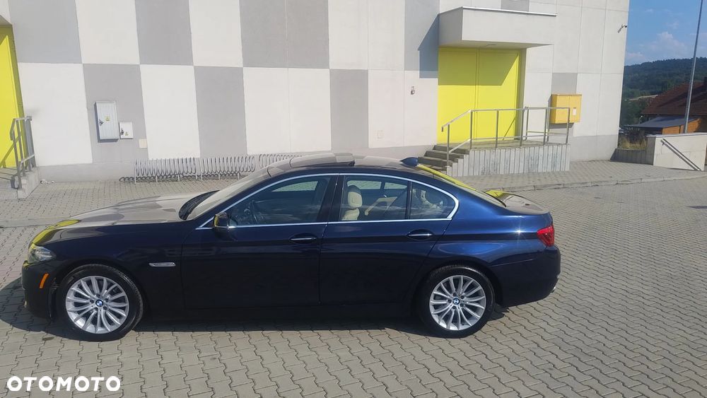 BMW Seria 5 528i xDrive Luxury Line - 24