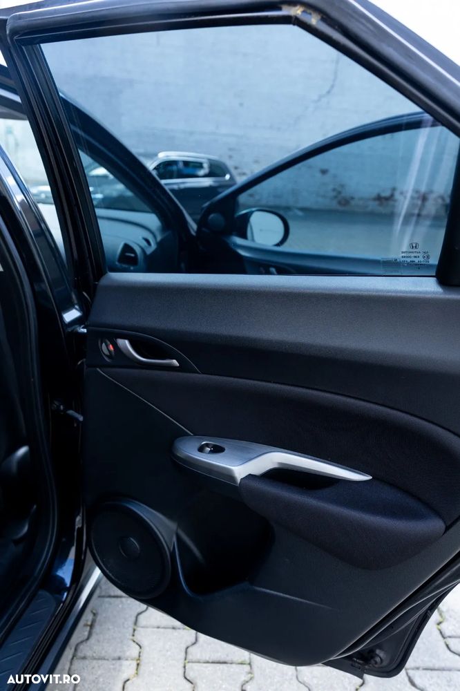 Honda Civic 1.8i-VTEC Executive - 13