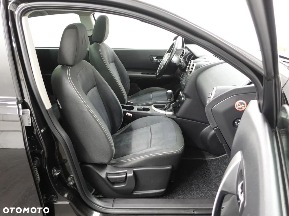 Nissan Qashqai 2.0 dCi DPF I-Way - 26