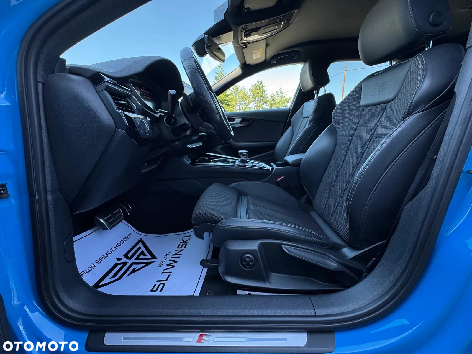 Audi A4 Avant 40 TDI quattro S tronic S line - 27