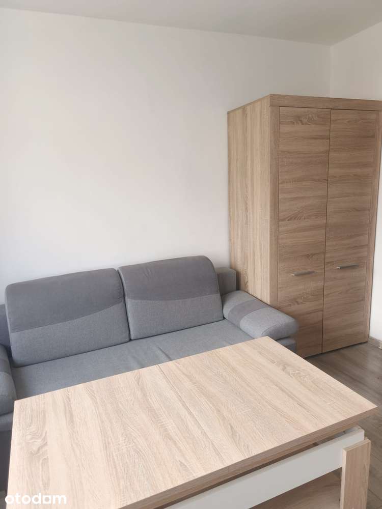 2 POKOJE + OSOBNA KUCHNIA /1 PIĘTRO/ ŚWIETNA LOKALIZACJA do negocjacji