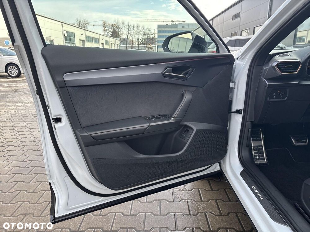 Cupra Formentor 1.5 eTSI mHEV DSG - 13