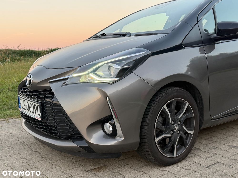 Toyota Yaris - 25