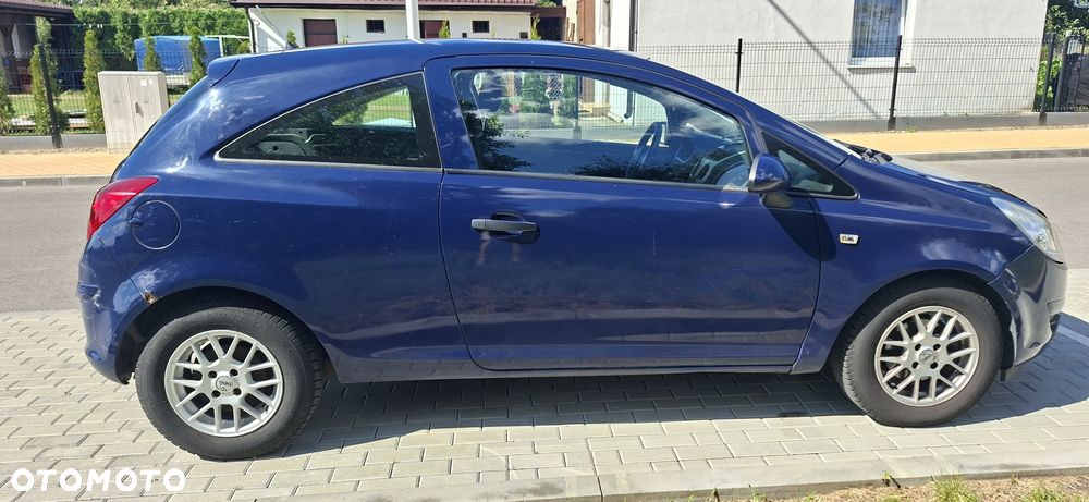 Opel Corsa - 4