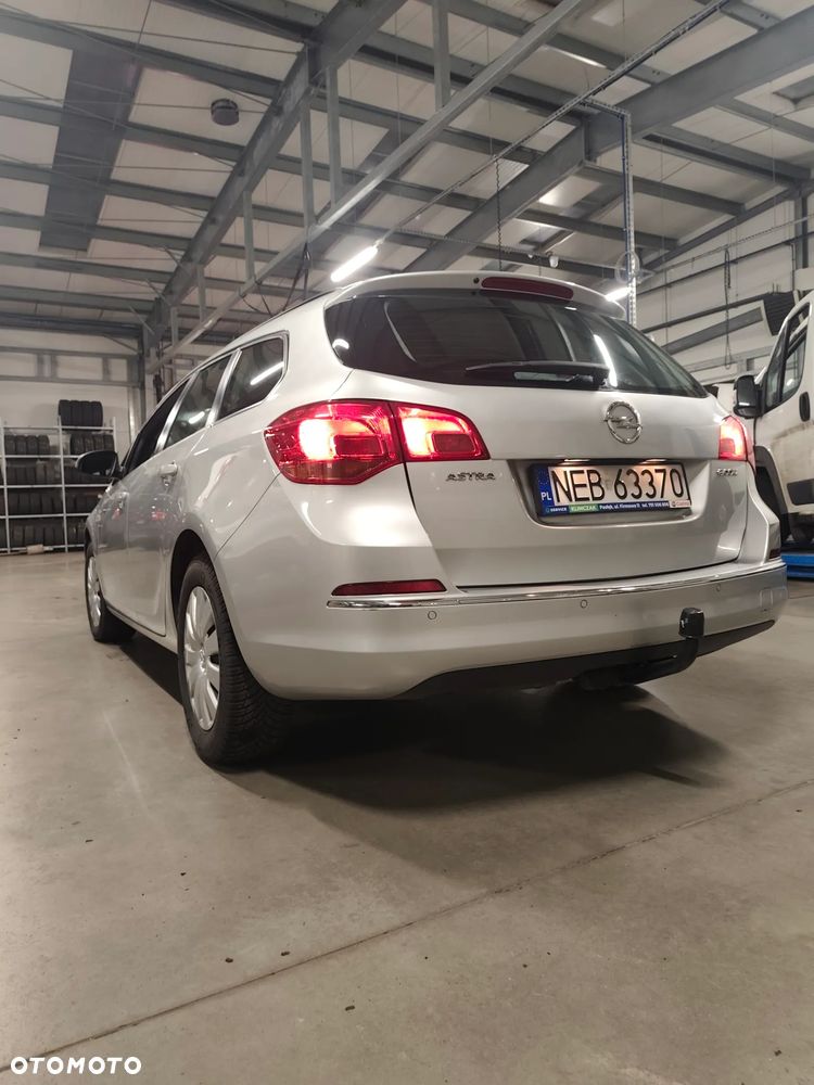 Opel Astra 1.6 CDTI Dynamic - 6