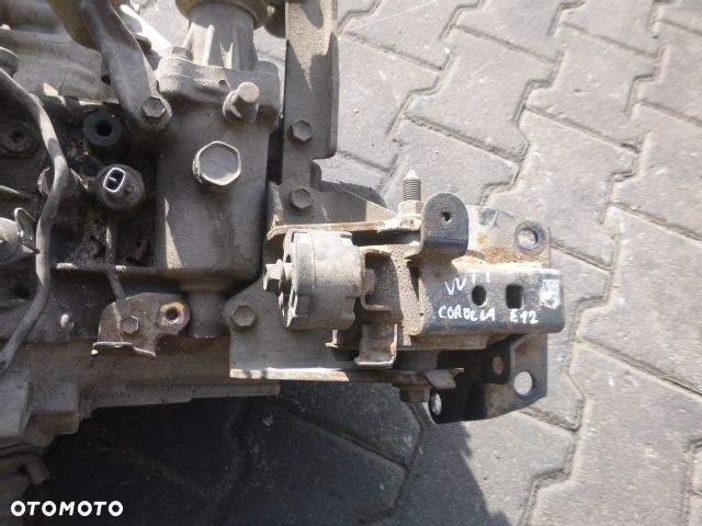 MANUALNA SKRZYNIA BIEGÓW TOYOTA COROLLA E12 1.4 16V - 15