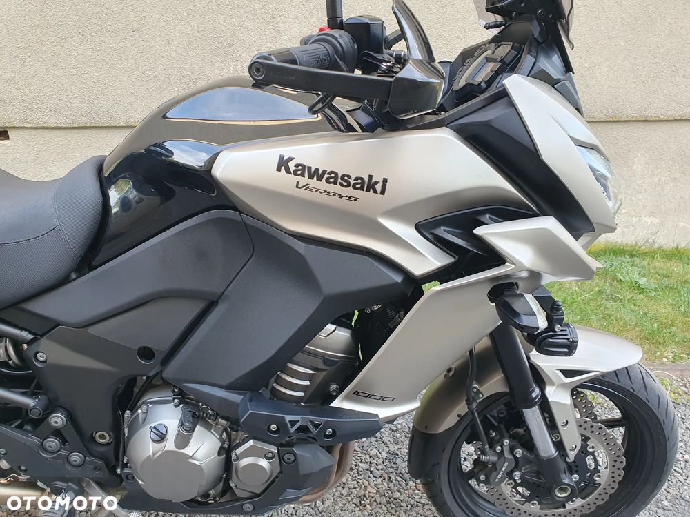 Kawasaki Versys 1000 - 12