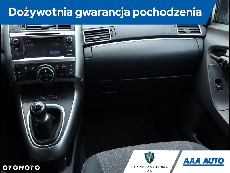 Toyota Verso - 9