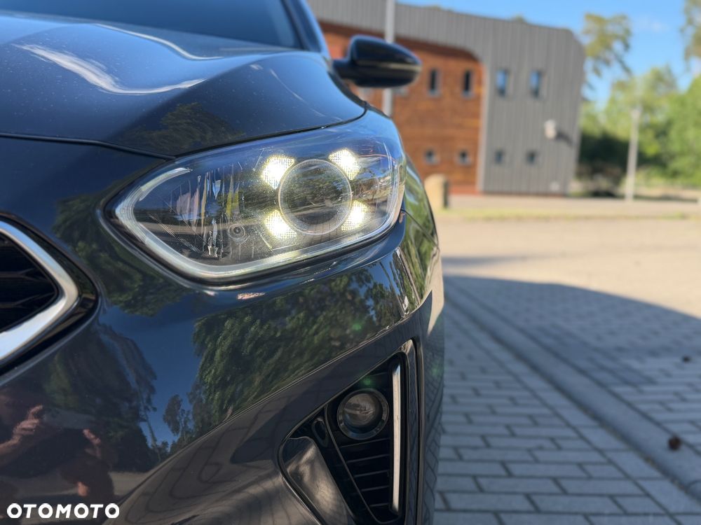 Kia ProCeed 1.5 T-GDI DCT7 OPF GT LINE - 12