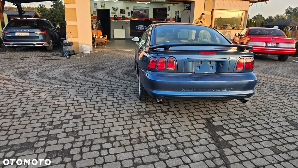 Ford Mustang - 19