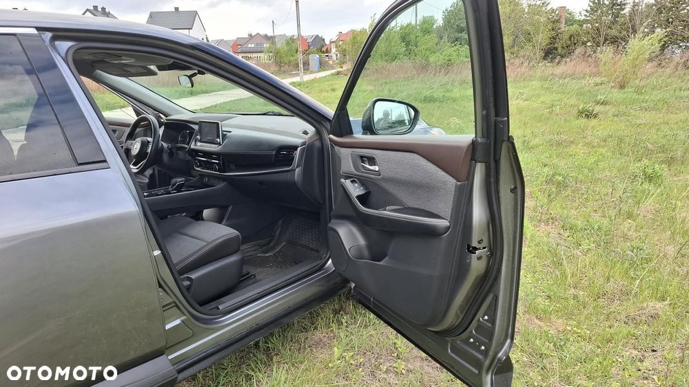 Nissan Rogue - 12