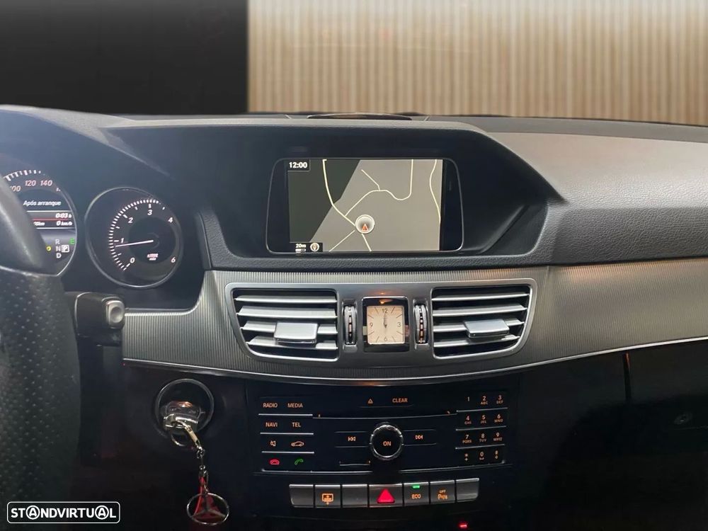 Mercedes-Benz E 250 BlueTEC Avantgarde Auto - 12