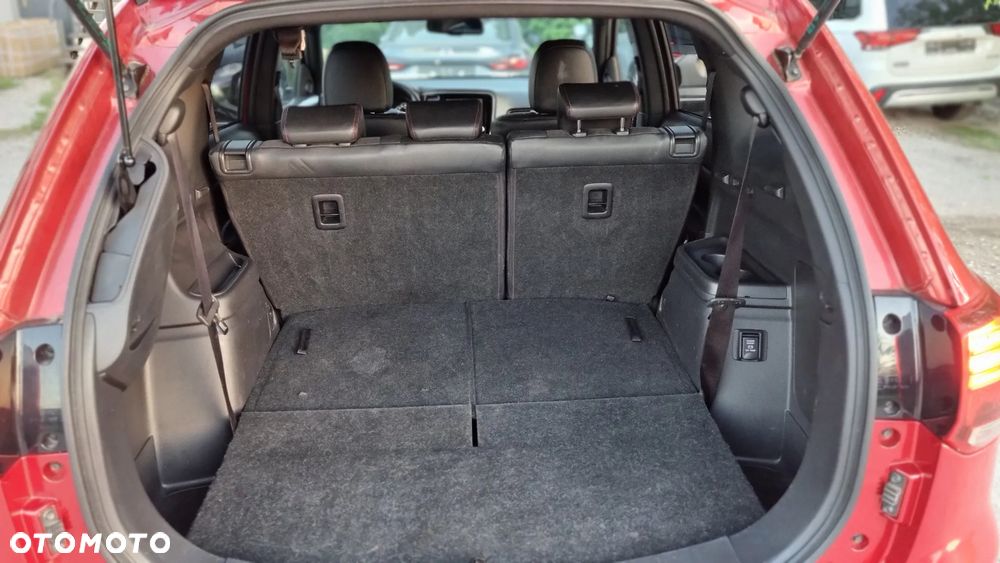 Mitsubishi Outlander 2.0 2WD CVT Diamant Edition+ - 21