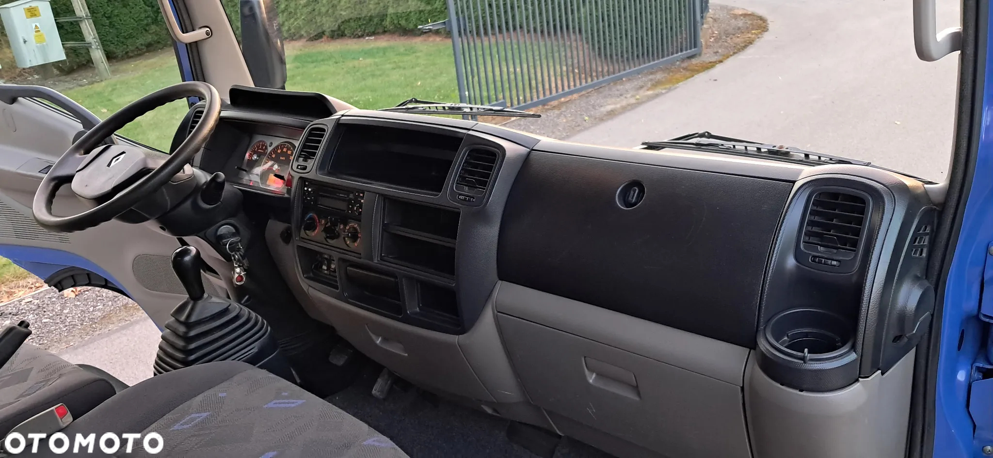 Renault Maxity 130.35 - 33