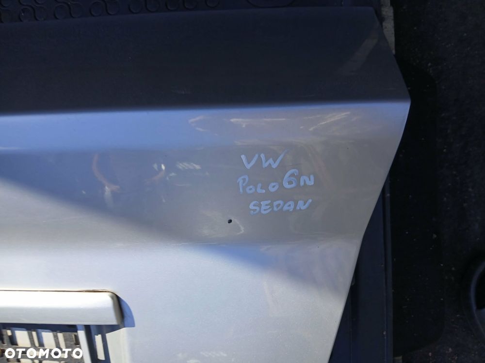 Volkswagen Polo 6N sedan klapa bagaznika - 7