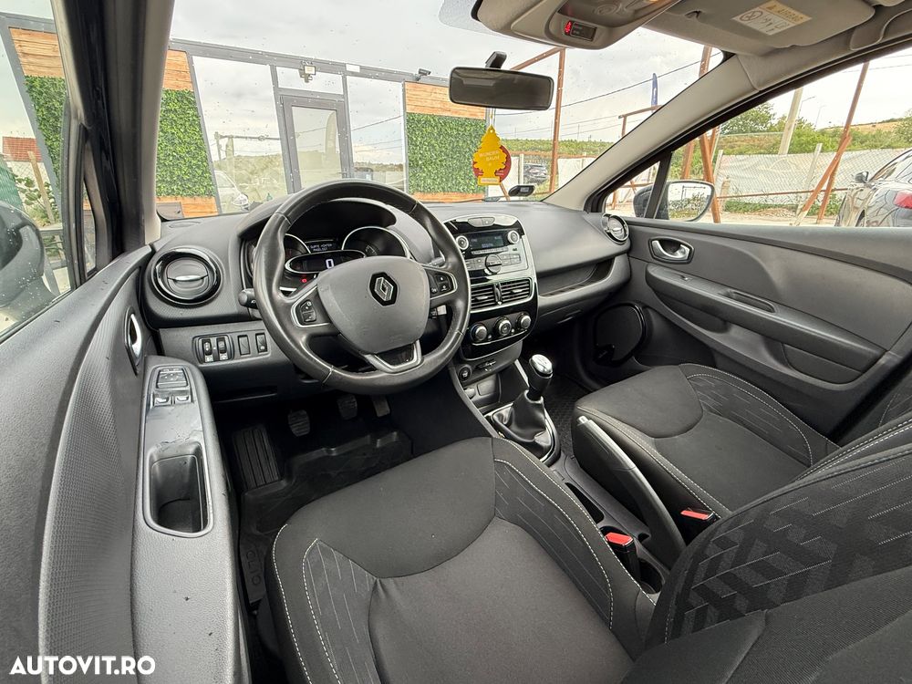 Renault Clio - 8