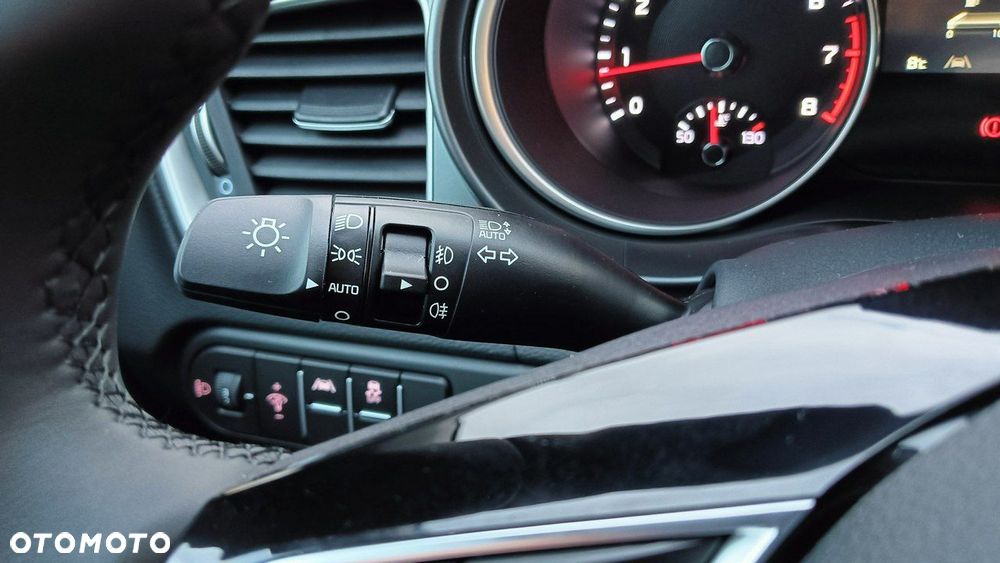 Kia Ceed 1.5 T-GDI M DCT - 16