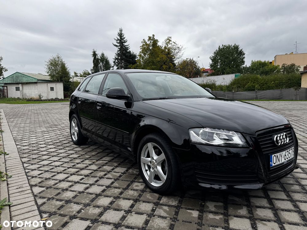 Audi A3 Sportback 1.8 TFSI Ambiente - 27