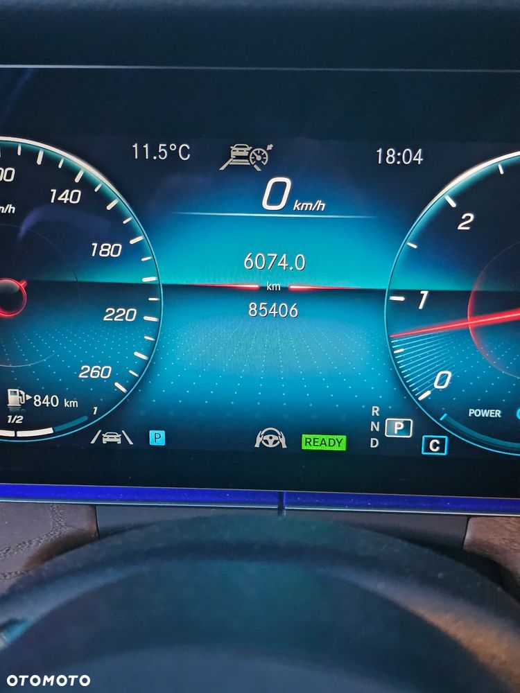 Mercedes-Benz E-Class 2022 photo 2