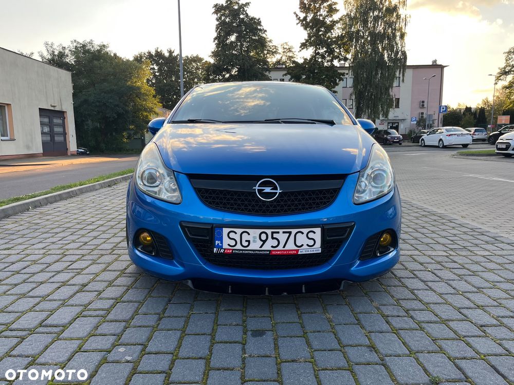 Opel Corsa 1.6T OPC - 22