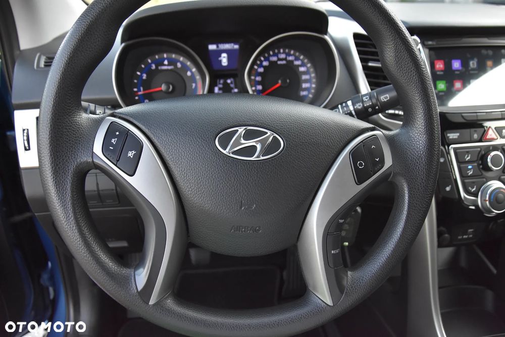 Hyundai i30 blue 1.4 Classic Navigation - 31
