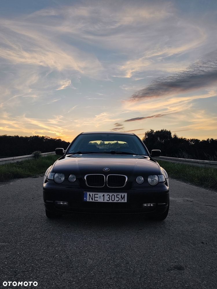 BMW Seria 3 2004 photo 3
