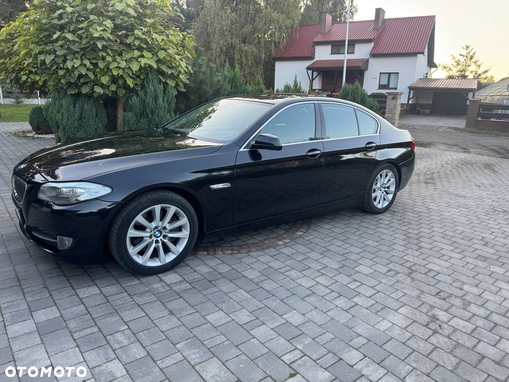 BMW Seria 5 535d Sport-Aut Luxury Line - 3