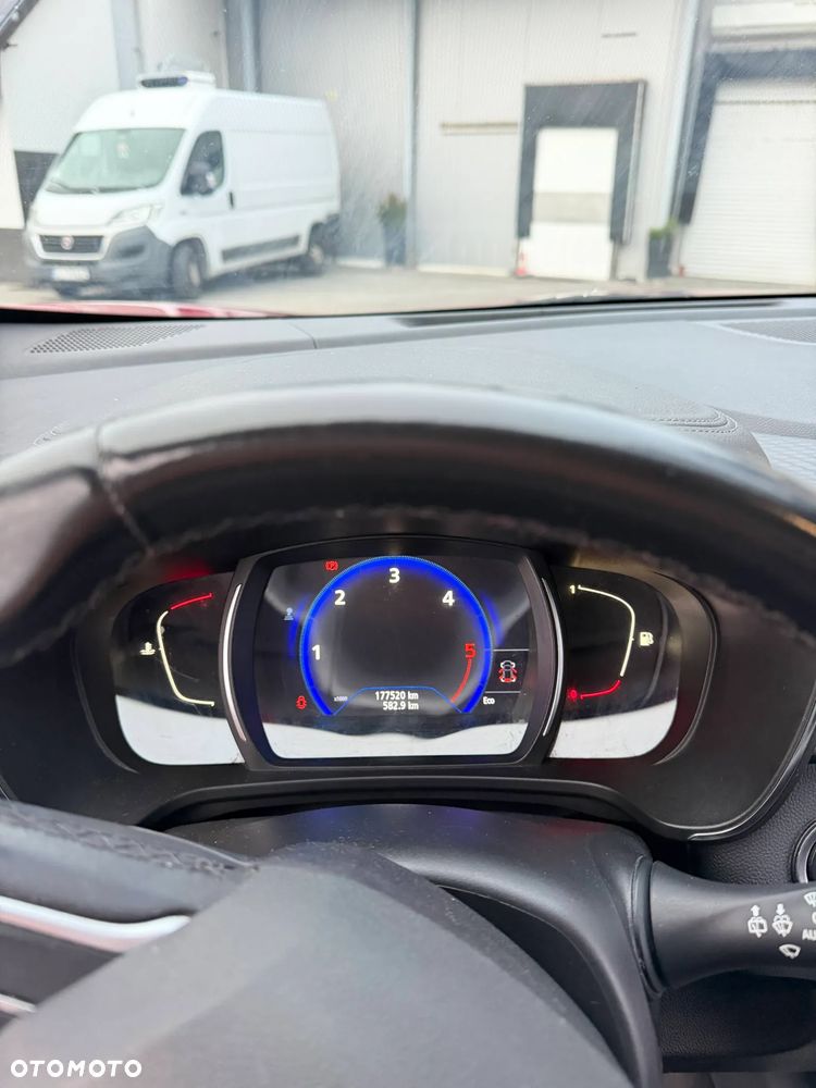 Renault Kadjar 1.6 dCi Energy Bose 4x4 - 11