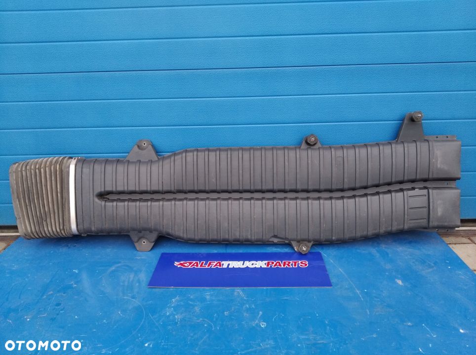 VOLVO FH 4 WLOT DOLOT POWIETRZA KOMIN - 1