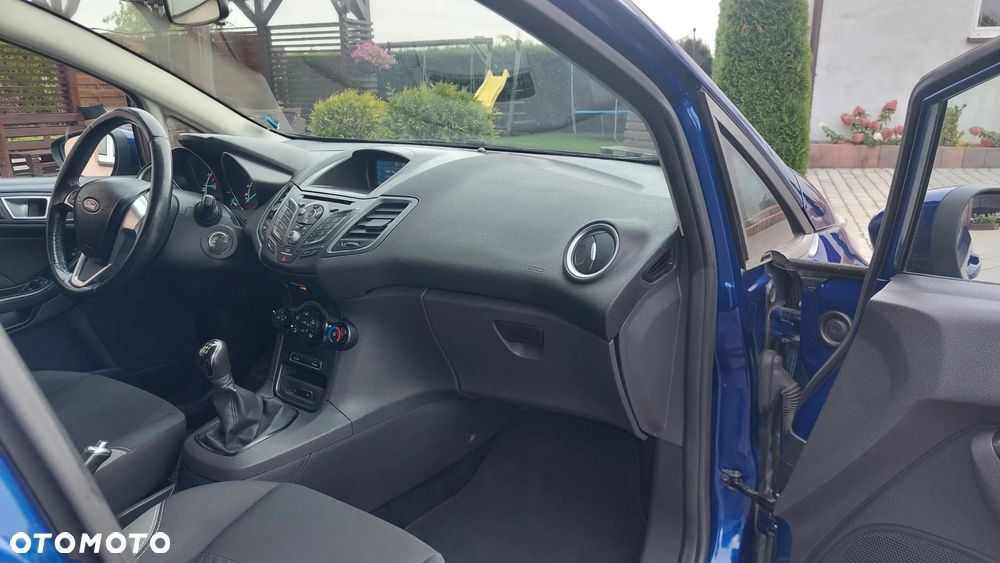 Ford Fiesta - 8